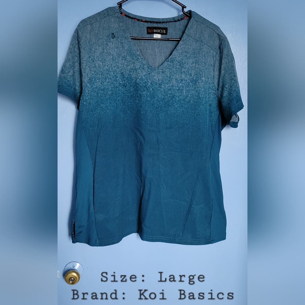 Koi Basics scrub top: Large/Caribbean blue